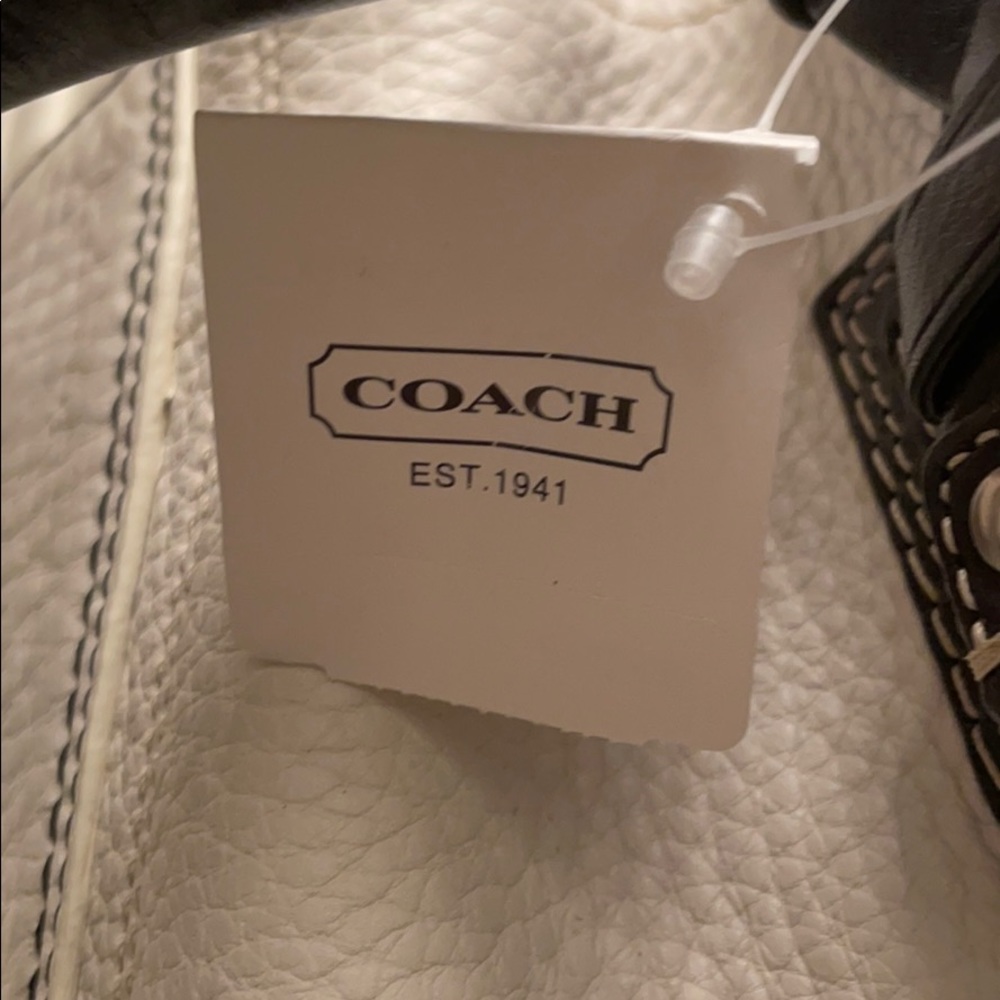 Pocketbook - Picture 3 of 5